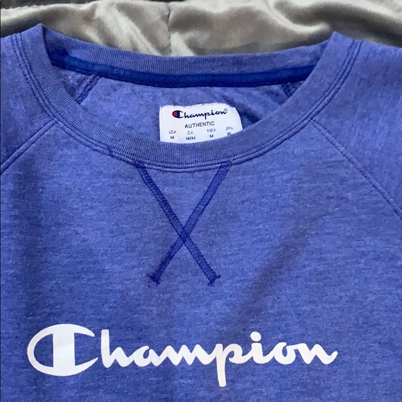 Champion Sweatshirt - Picture 2 of 5